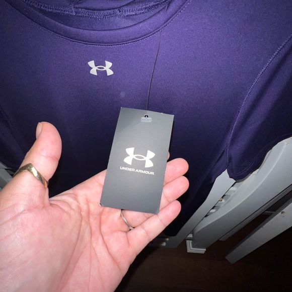 Women’s Under Armour Plain Loose Fit HeatGear T-shirt XL purple - Picture 3 of 4